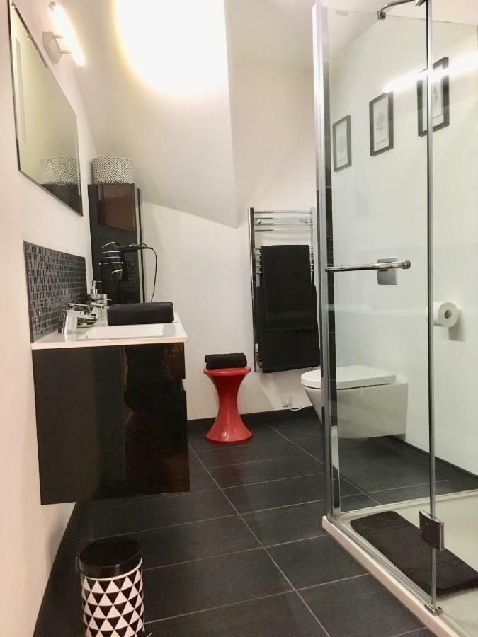 Verteuil-sur-Charente Les Halles Chambre D'Hotes מראה חיצוני תמונה
